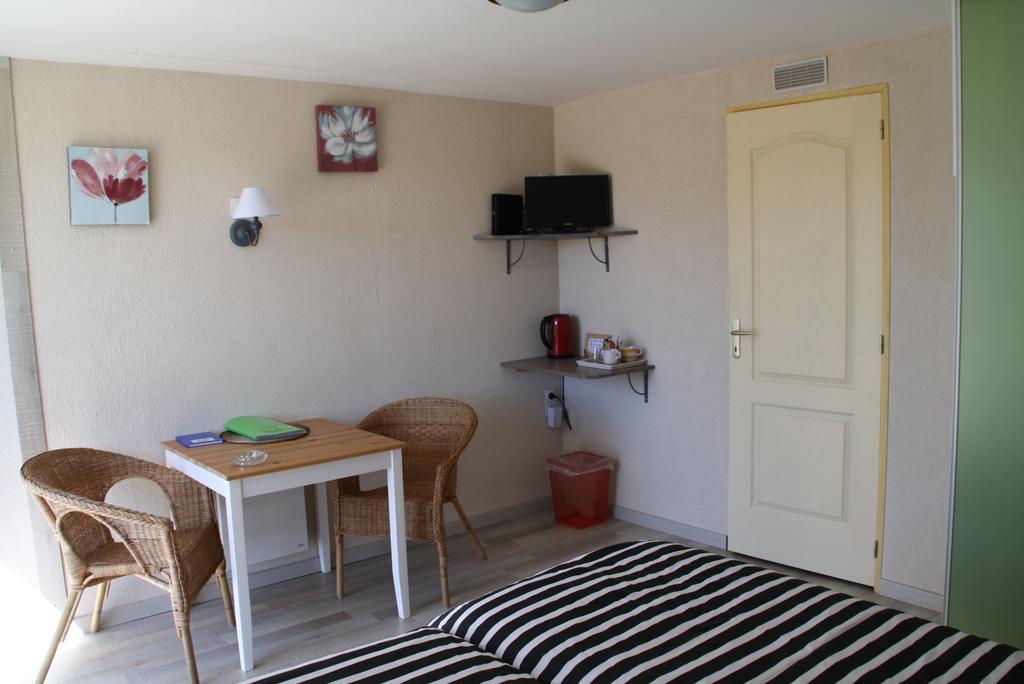 La Perle Du Lot Bed & Breakfast Castelnau-Montratier Екстериор снимка